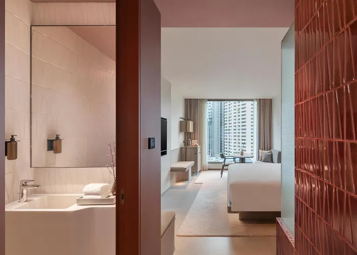 Kromo Bangkok, Curio Collection By Hilton Hotel