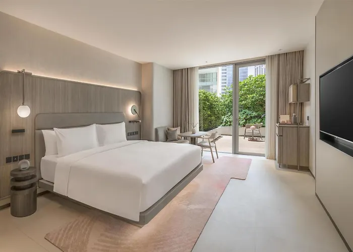 Hotel Kromo Bangkok, Curio Collection By Hilton Bangkok