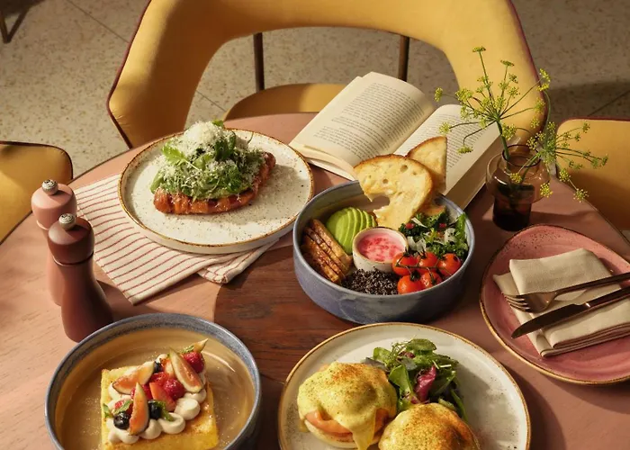 Kromo Bangkok, Curio Collection By Hilton Bangkok