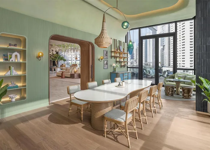 Kromo Bangkok, Curio Collection By Hilton