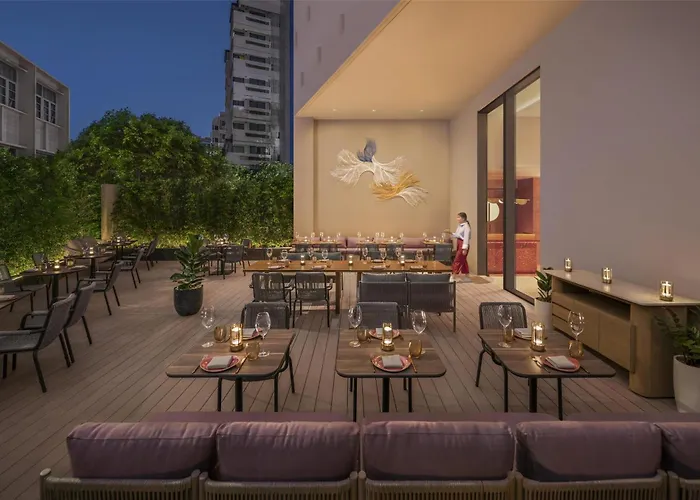Hotel Kromo Bangkok, Curio Collection By Hilton 5*