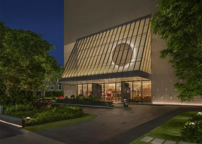 Kromo Bangkok, Curio Collection By Hilton Hotel