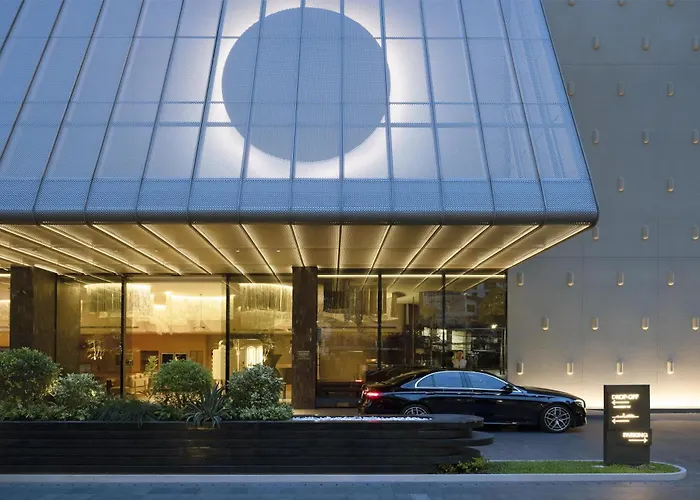 Kromo Bangkok, Curio Collection By Hilton 5*