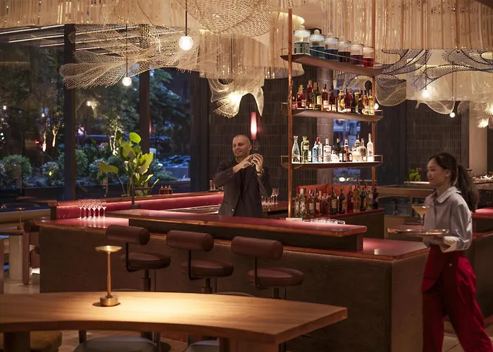 Hotel Kromo Bangkok, Curio Collection By Hilton Bangkok