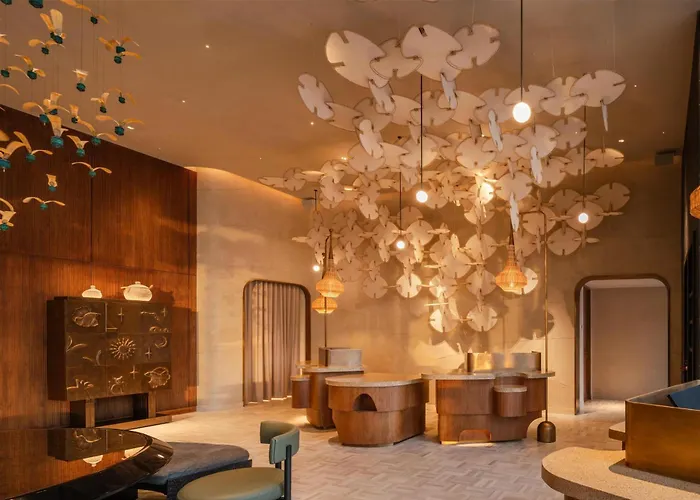 Hotel Kromo Bangkok, Curio Collection By Hilton Bangkok